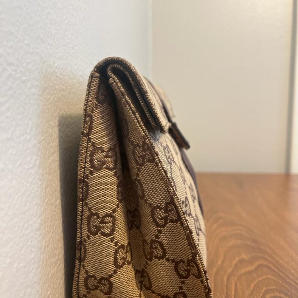 Authentic Vintage Gucci Bag - Picture 4 of 9